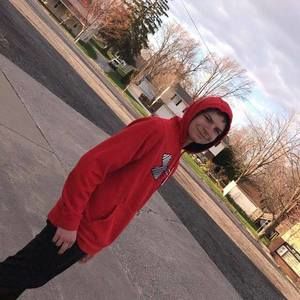 Meet your Posher, Issac